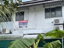 Serangoon Park (D13), Shop House #571629971